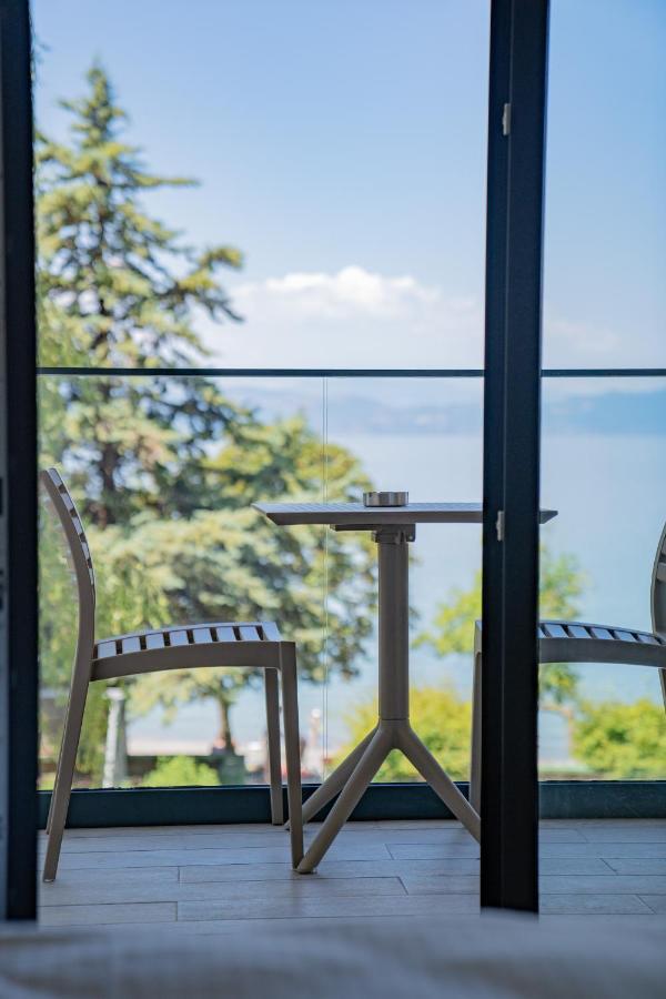 Lago Hotel Лагадин Екстериор снимка