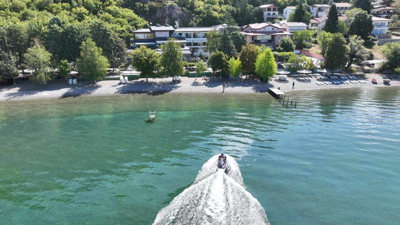 Lago Hotel Лагадин Екстериор снимка