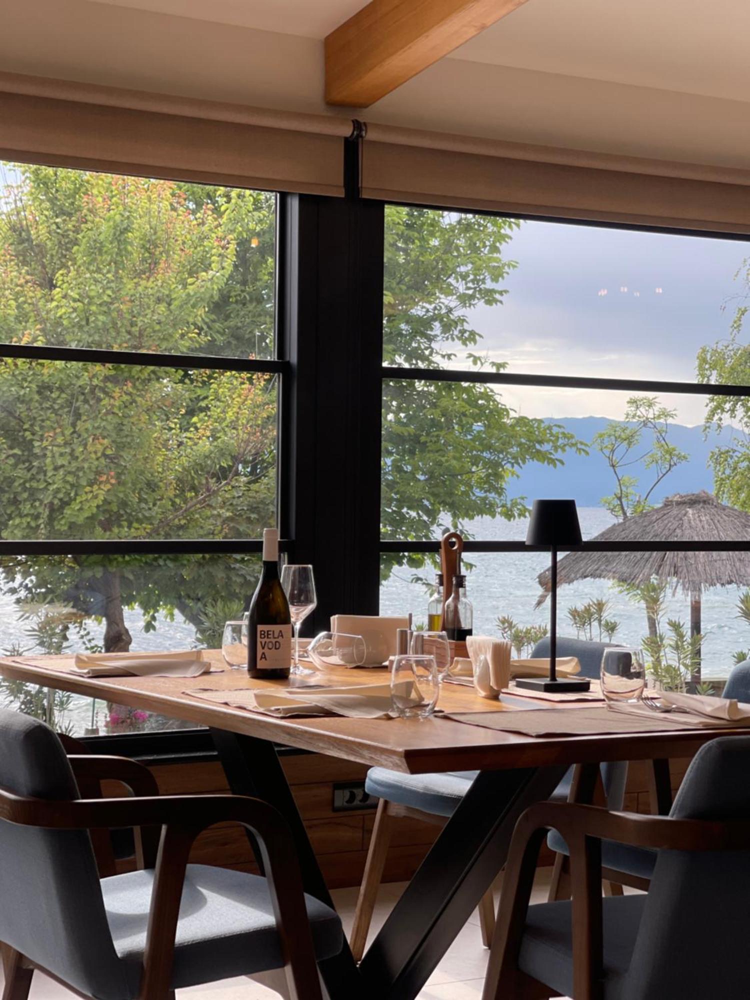 Lago Hotel Лагадин Екстериор снимка